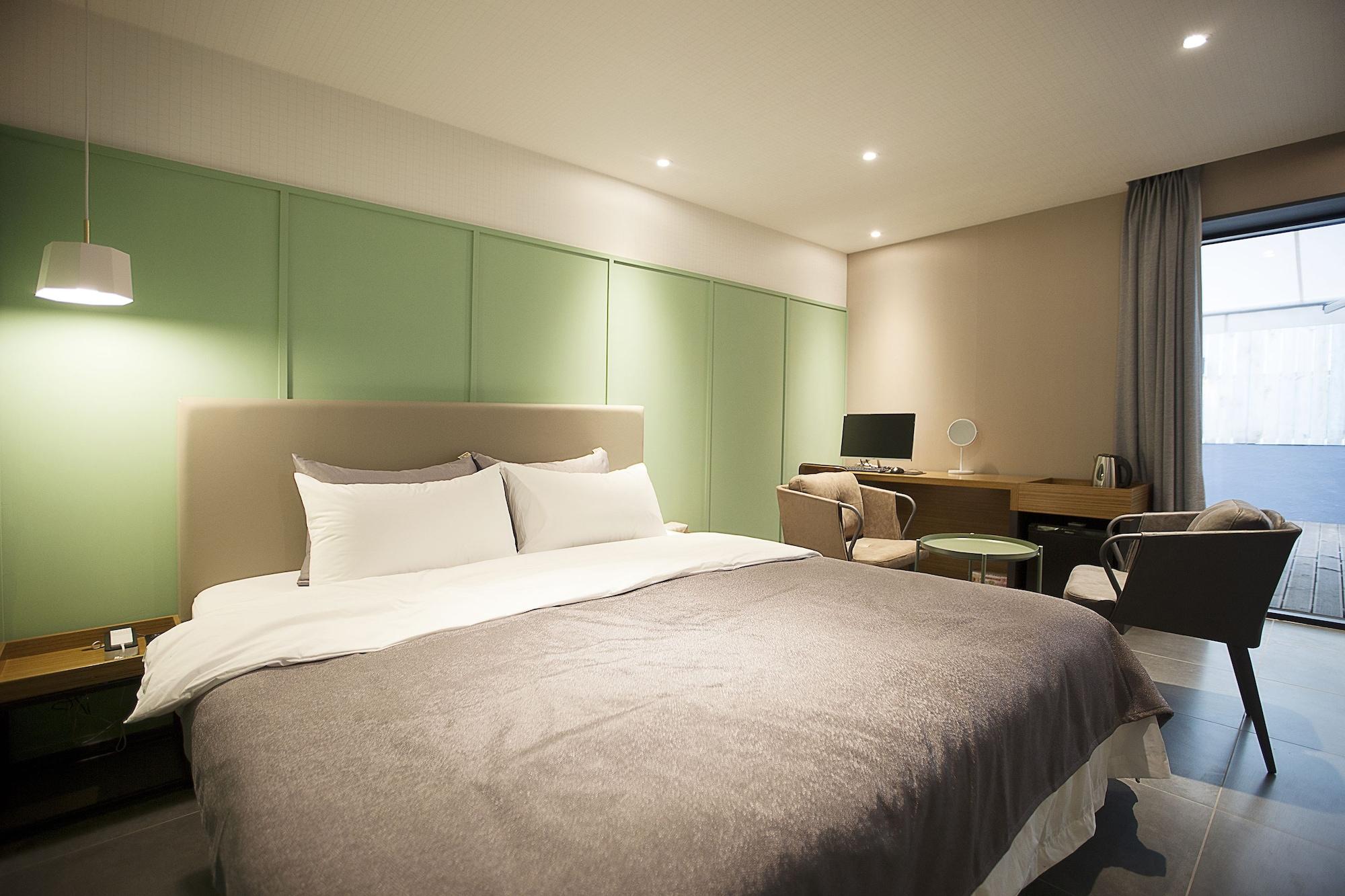 Brown Dot Hotel Changwon Dış mekan fotoğraf
