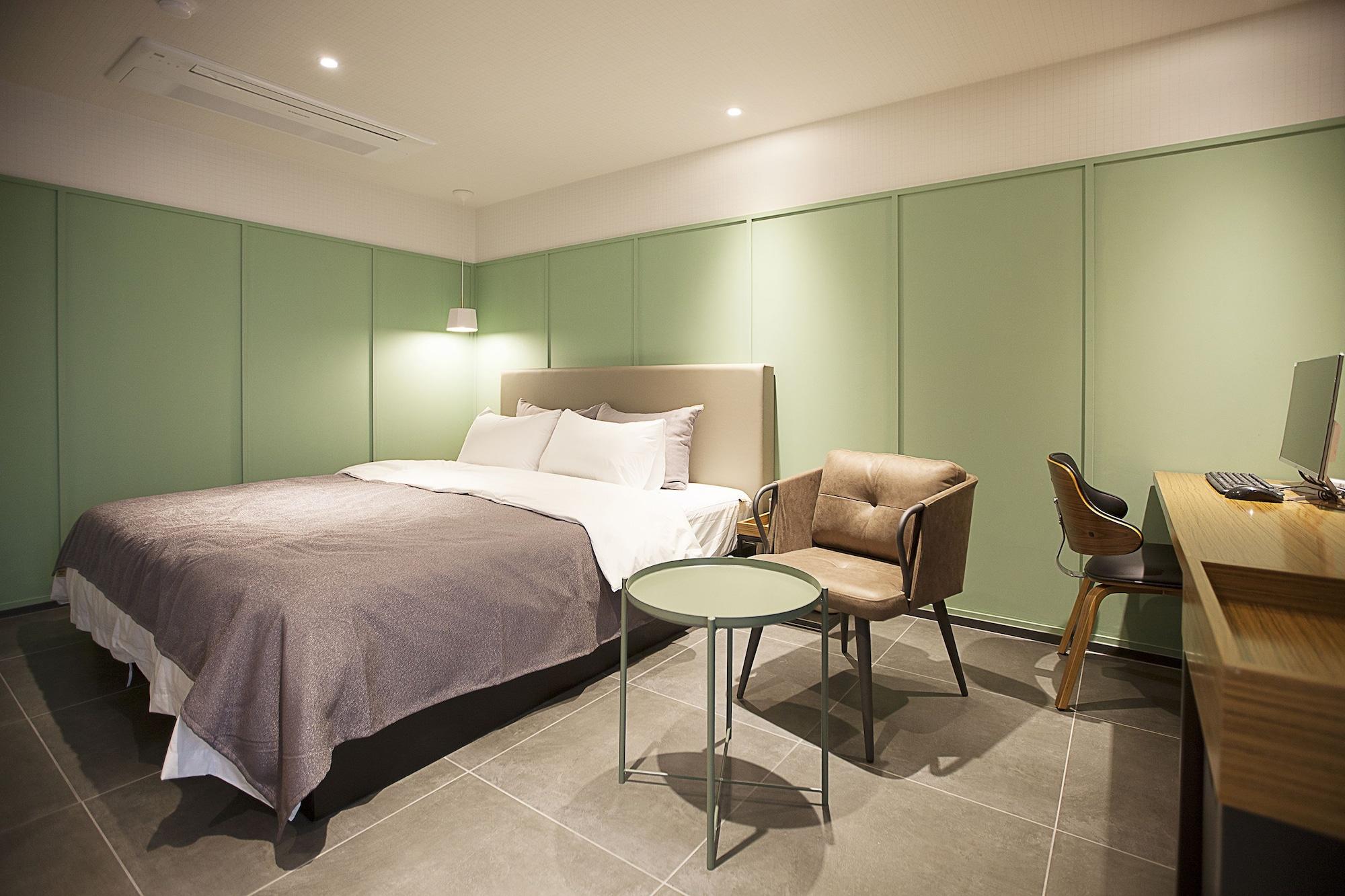 Brown Dot Hotel Changwon Dış mekan fotoğraf