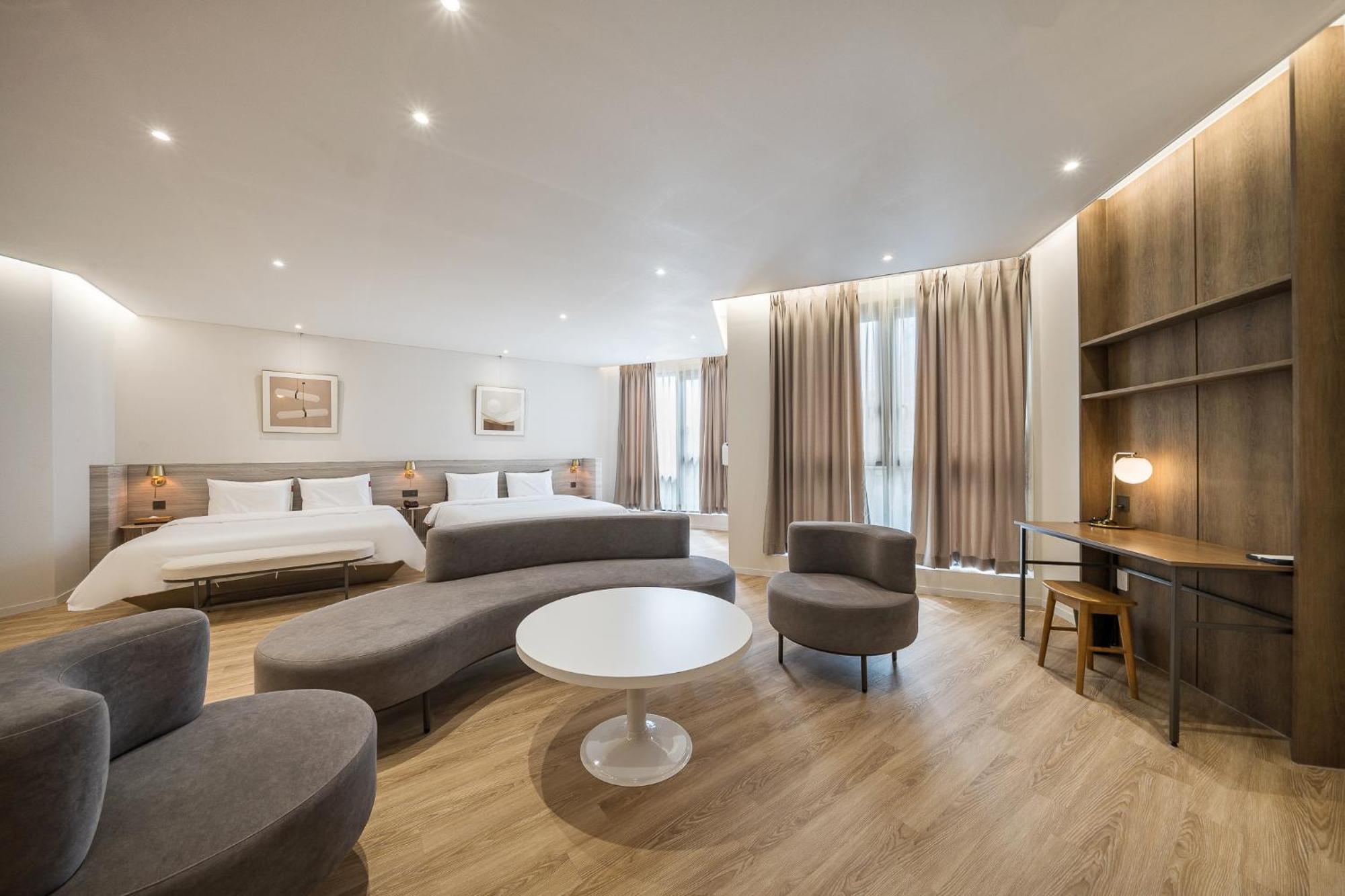 Brown Dot Hotel Changwon Dış mekan fotoğraf